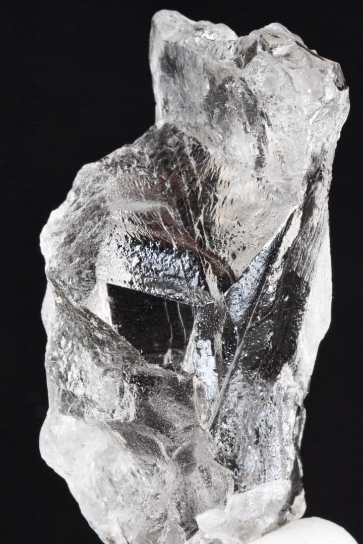 ガネーシュヒマール ラパ産 剥離痕に覆われたライトスモーキークォーツ02