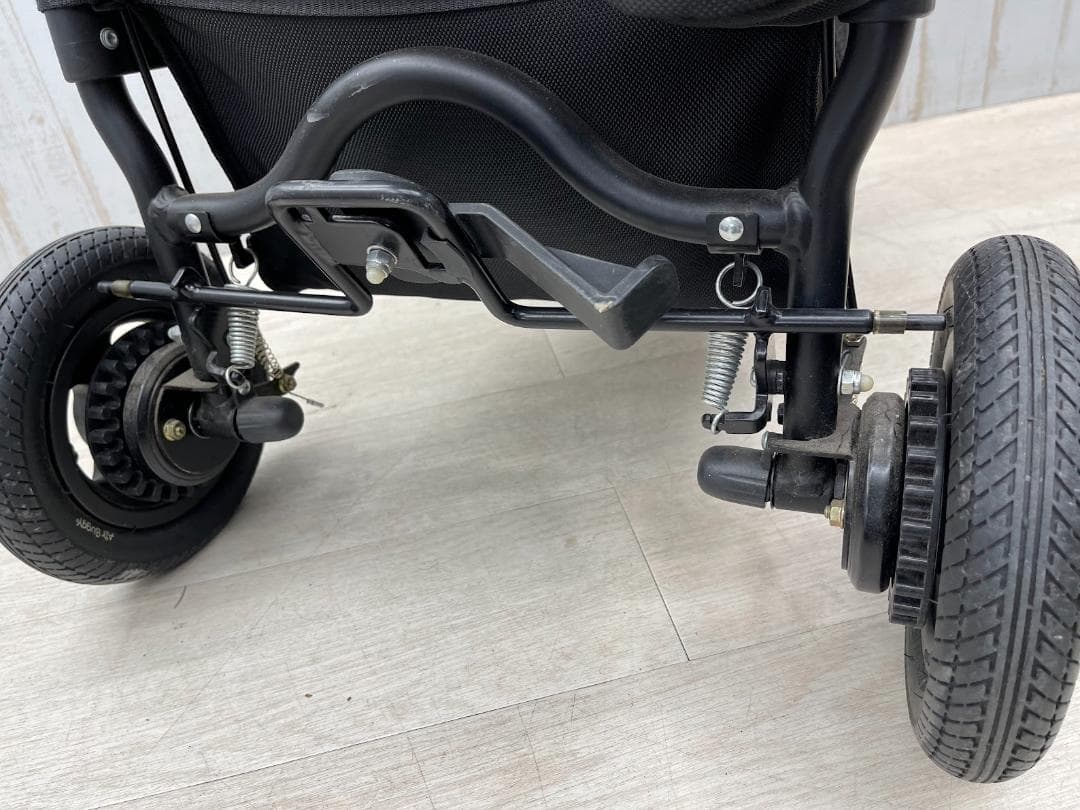 エアバギー ココブレーキ 三輪ベビーカー ベージュ エアポンプ 外出用品