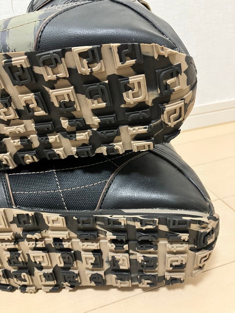 DEELUXE ディーラックス26.0cmスノーボード　ワイヤーソフトブーツ