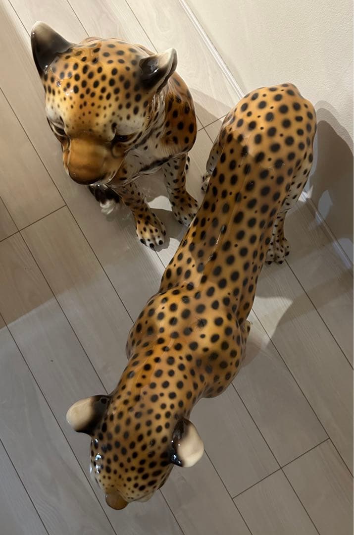 【手渡し希望】ヒョウ 置物 ２体セット
