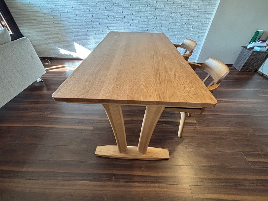 ダイニングテーブル　天然木製　２脚　オーク