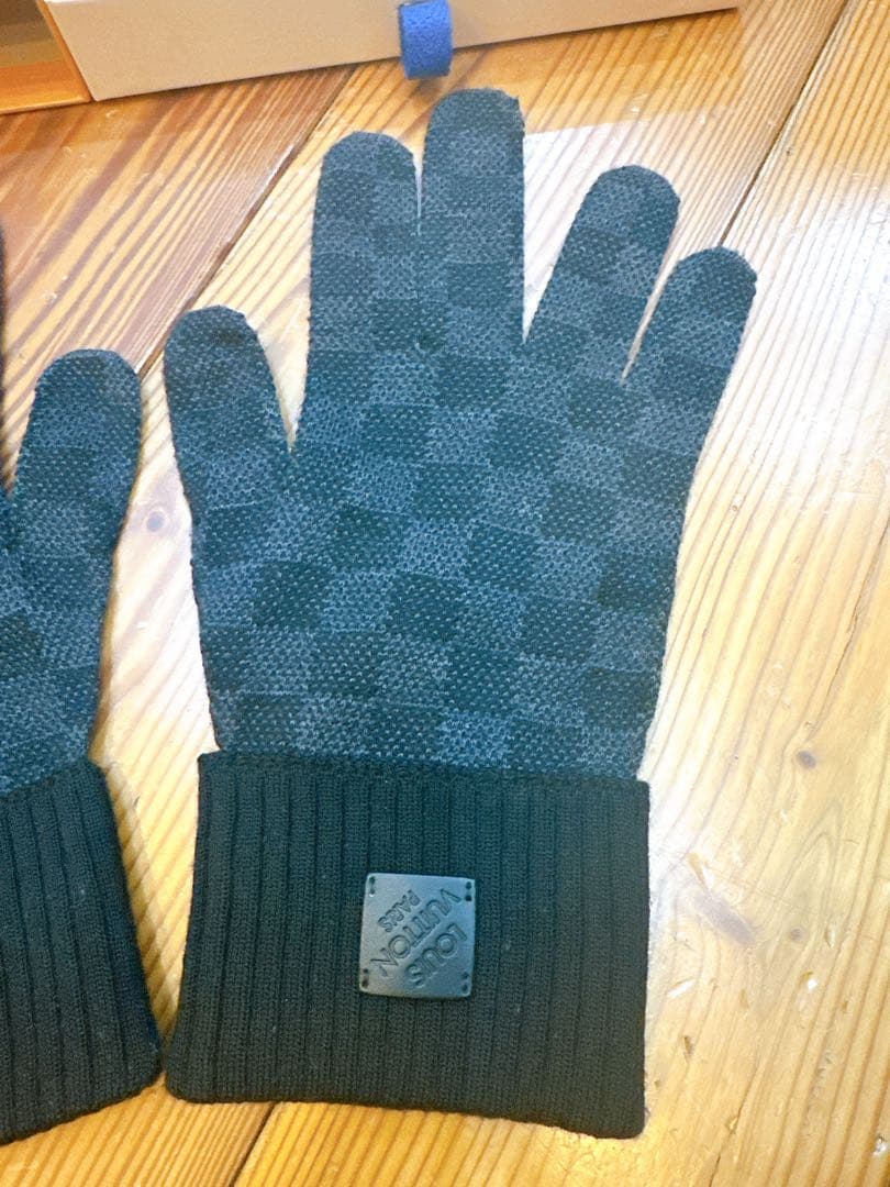美品LOUIS VUITTON ダミエ　イタリア製手袋