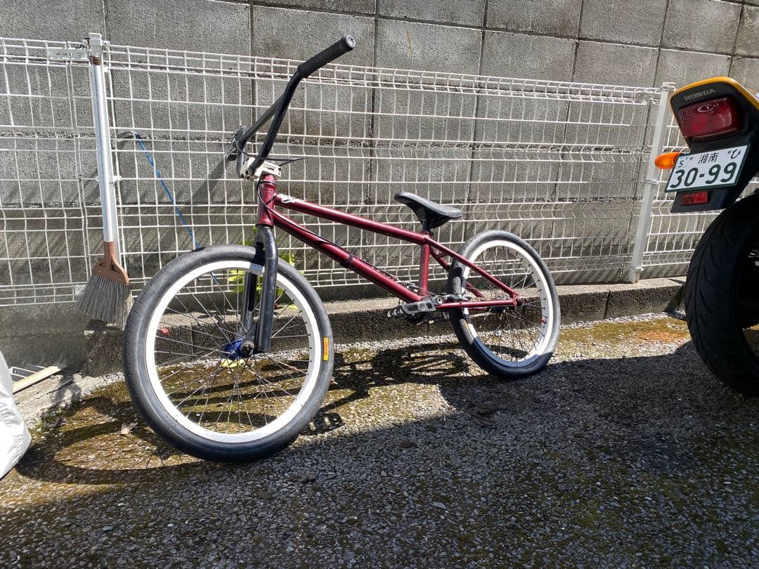 BMX バイク バーガンディ 20インチ　室内保管！
