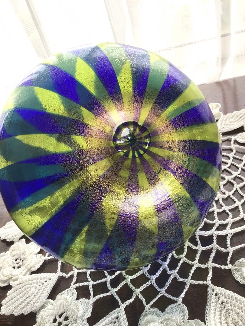 イタリア、ムラノガラスの花瓶