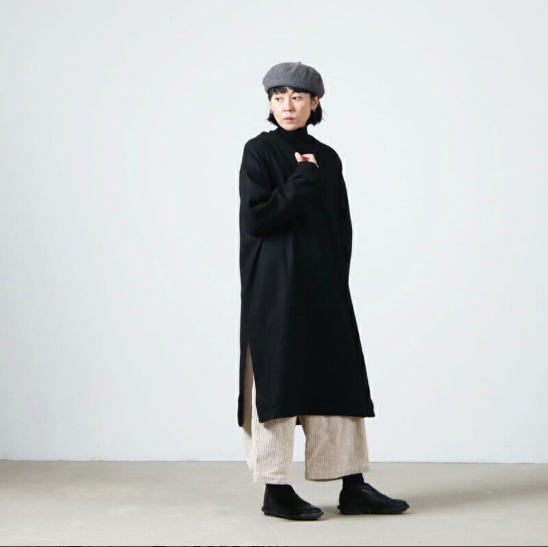 新品同様ヴェリテクールvc-2553 ＶネックリブワンピースBLACK色