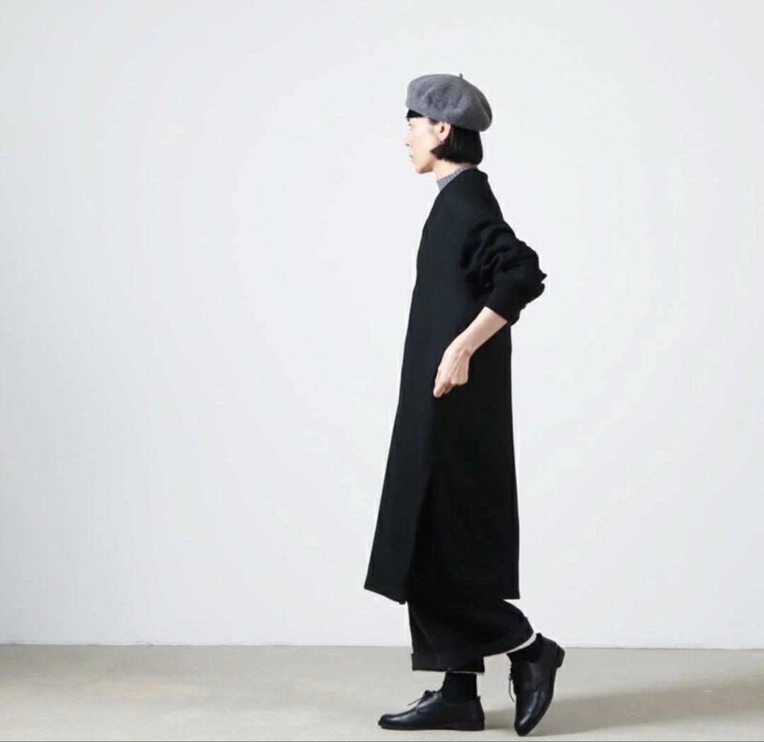 新品同様ヴェリテクールvc-2553 ＶネックリブワンピースBLACK色