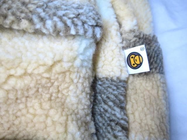 未使用品　APE チェック柄 リュック BABY MILO ボア　フリース