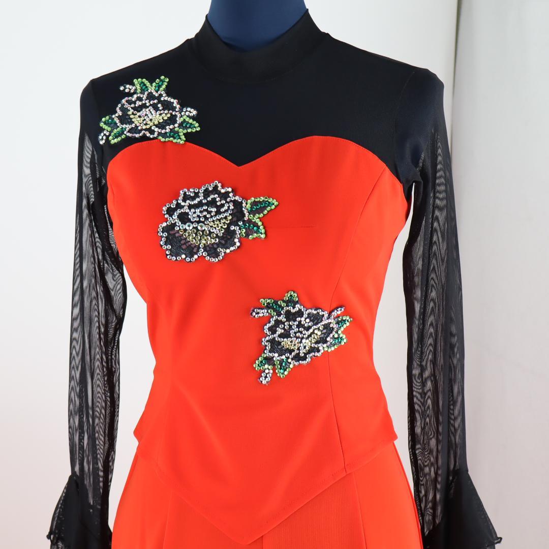 【美品社交ダンス衣装】豪華ラインストーン花装飾 サンヨシムラ ブラウス スカート