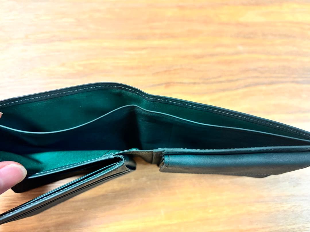 未使用◇CYPRIS◇キプリス◇レーニアカーフ 折財布◇グリーン◇定価2.5万