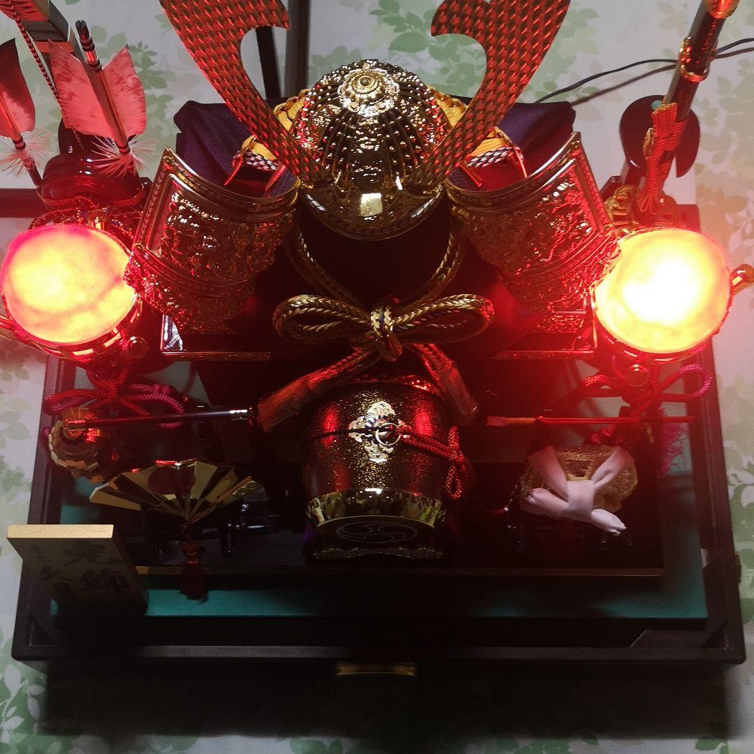 人形の久月　兜取付ケース付き　12号　オルゴールランプ付き