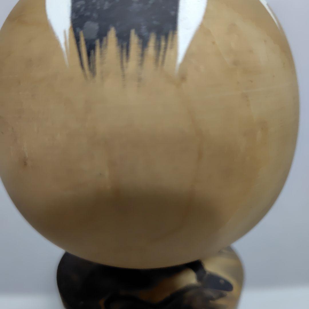 顔が優しい小芥子です。身体の帯が歴史です。