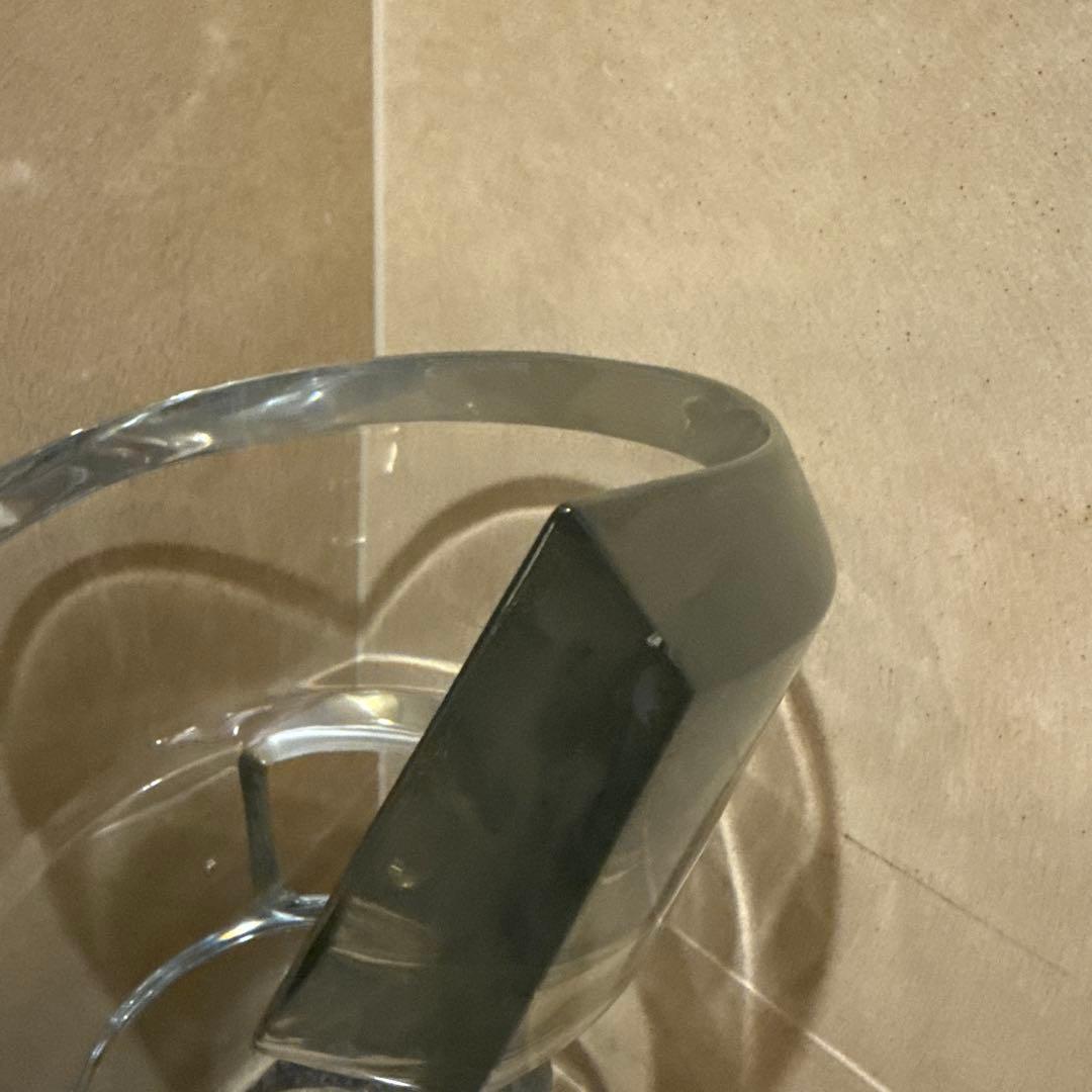 バカラ スパイラル フラワーベース 花瓶