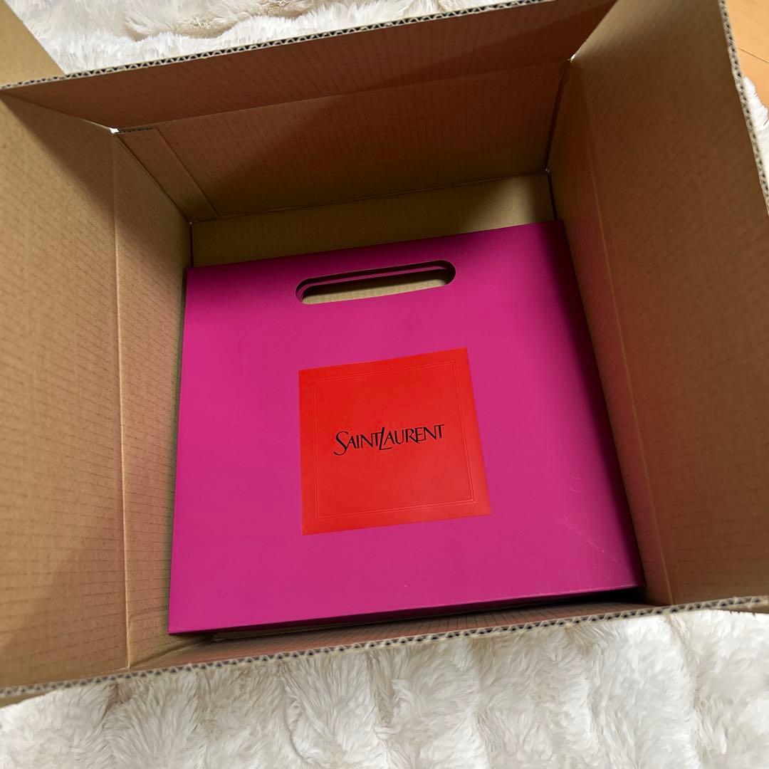 【新品】SAINT LAURENT メンズ　二つ折り財布　ウォレット