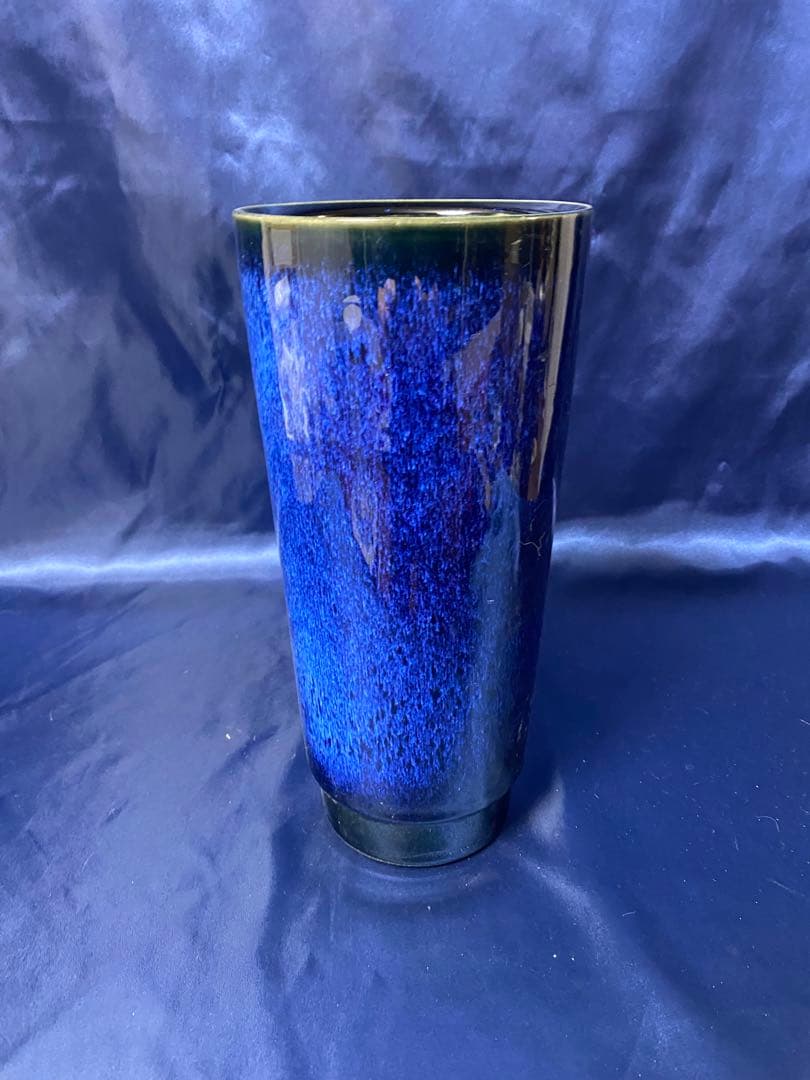 青色陶器花瓶 円筒形
