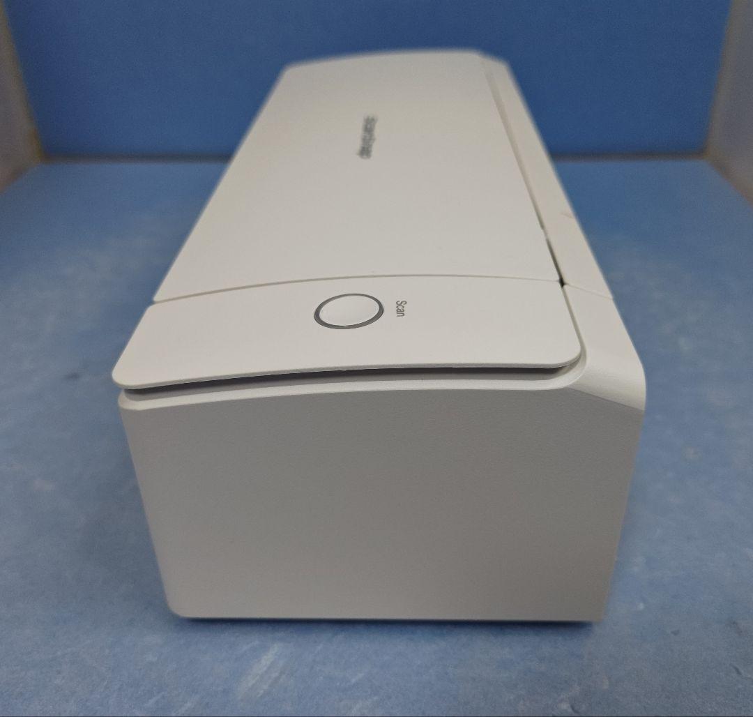 たまった書類を一気にスキャン 富士通 ScanSnap iX1300 （白）