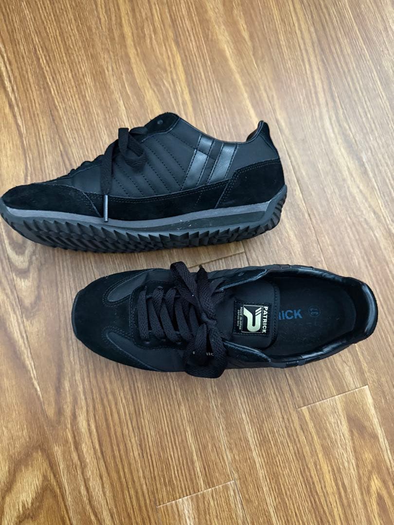 PATRICK ブラック スニーカー　37（23.5センチ）