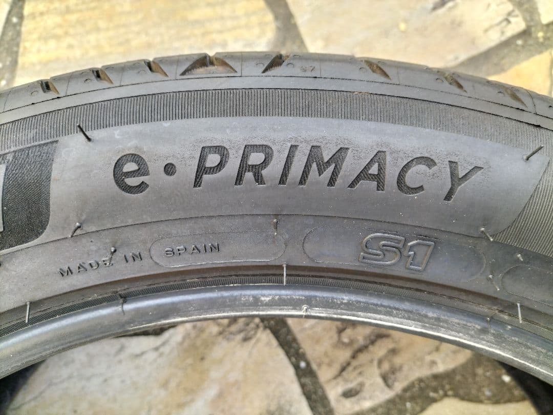 【送料無料】①★225/50R19★超美品★2/4本★ミシュラン★2024年製★