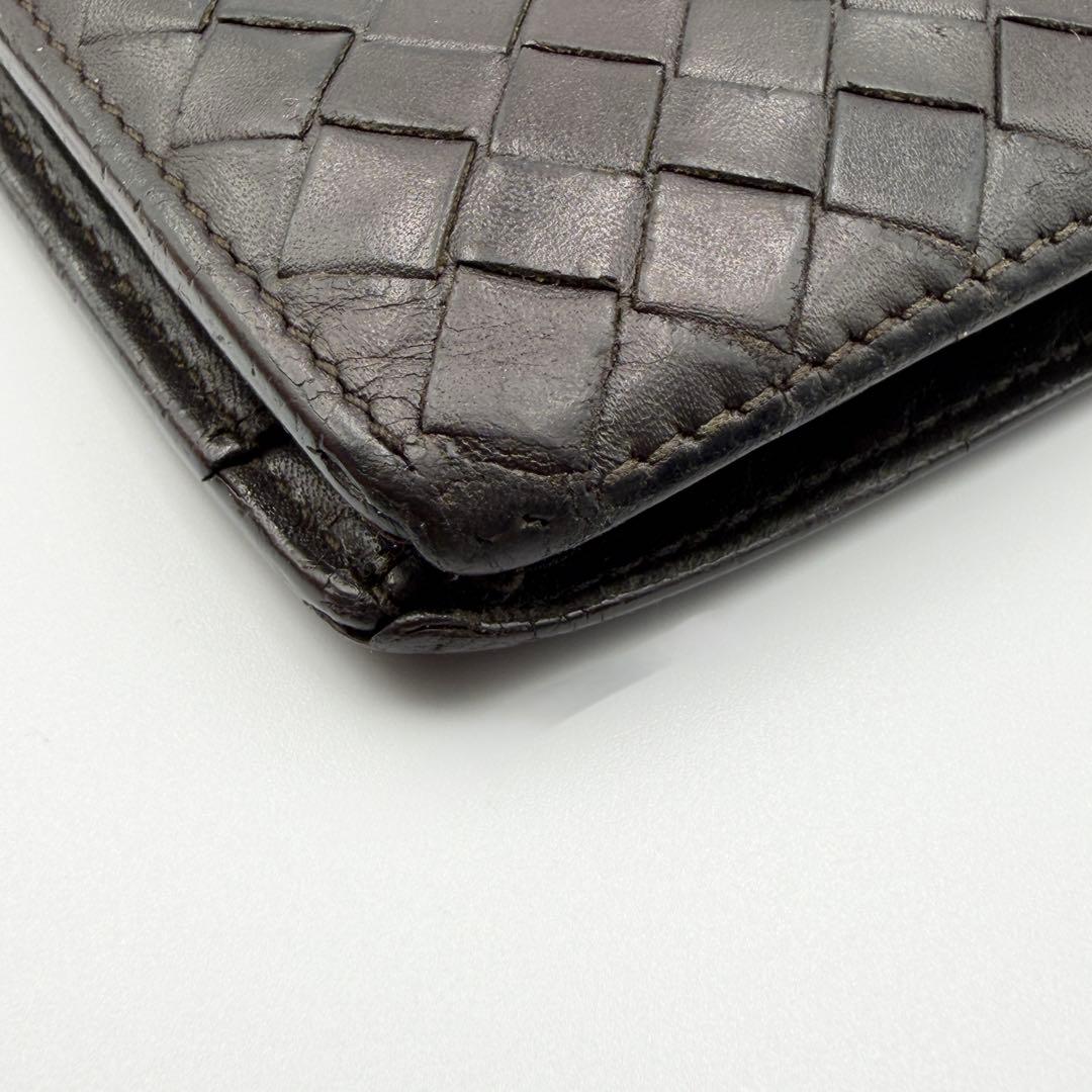 【イタリア製】ボッテガヴェネタ イントレチャート 二つ折り財布　ロゴ刻印　焦げ茶