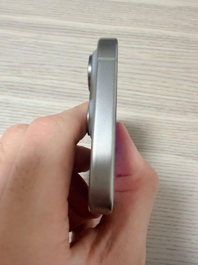 Apple iPhone 15Pro 本体
