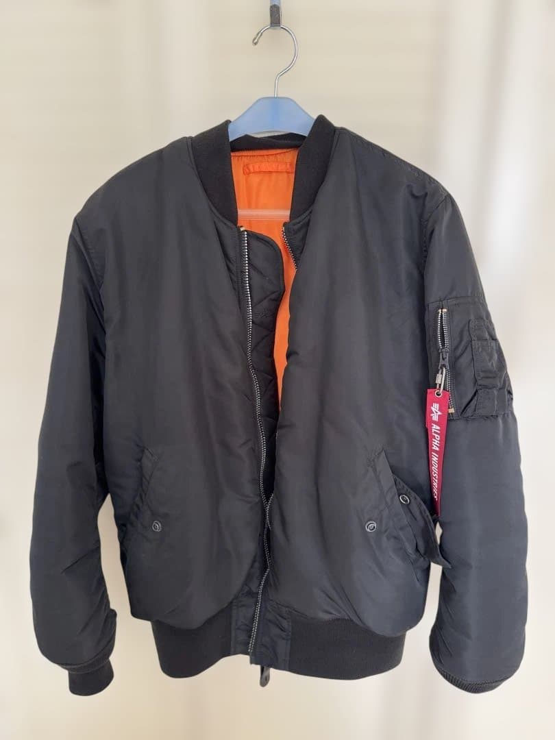ALPHA INDUSTRIES ブラック MA-1 フライト　リバーシブル