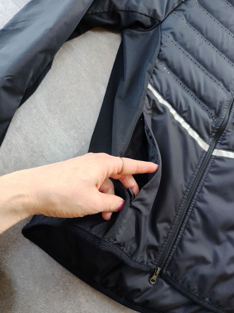 NIKE ナイキ エアロロフト800 ダウンジャケット M 黒