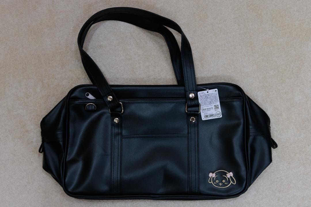 ちいかわ　うさぎ　スクールバッグ ボストンバッグ 黒