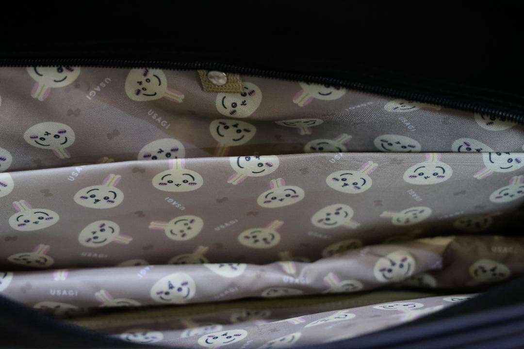 ちいかわ　うさぎ　スクールバッグ ボストンバッグ 黒