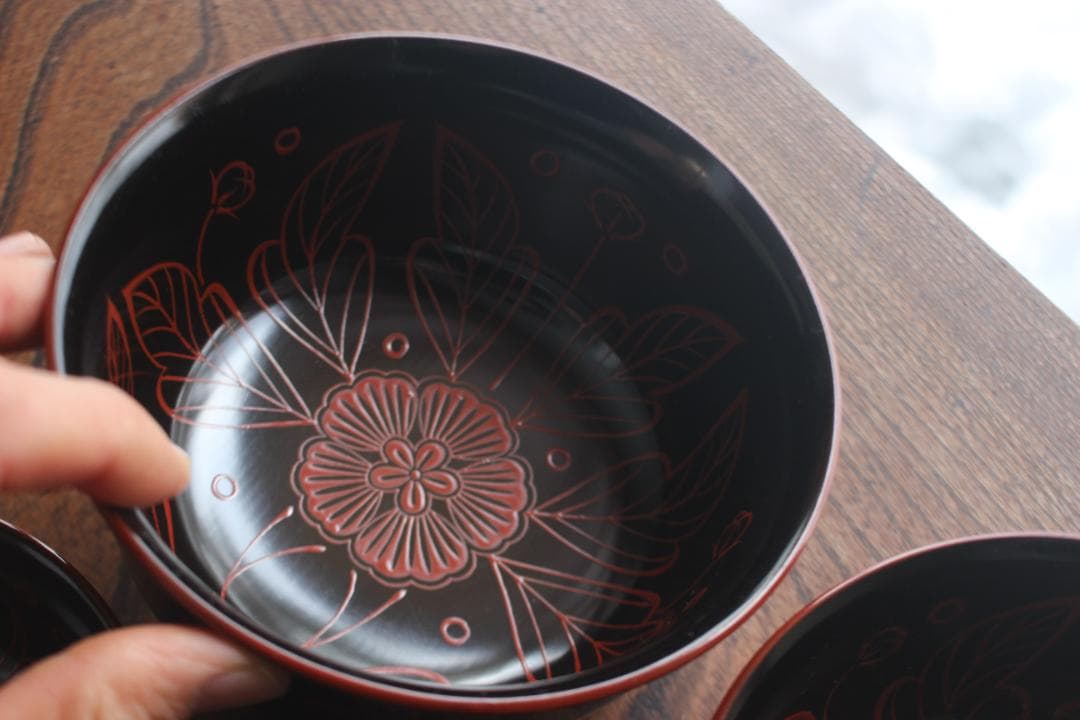 時代逸品！端正な爪朱黒漆に風情ある木芙蓉文の美しい吉野塗の四つ椀（検懐石道具京塗