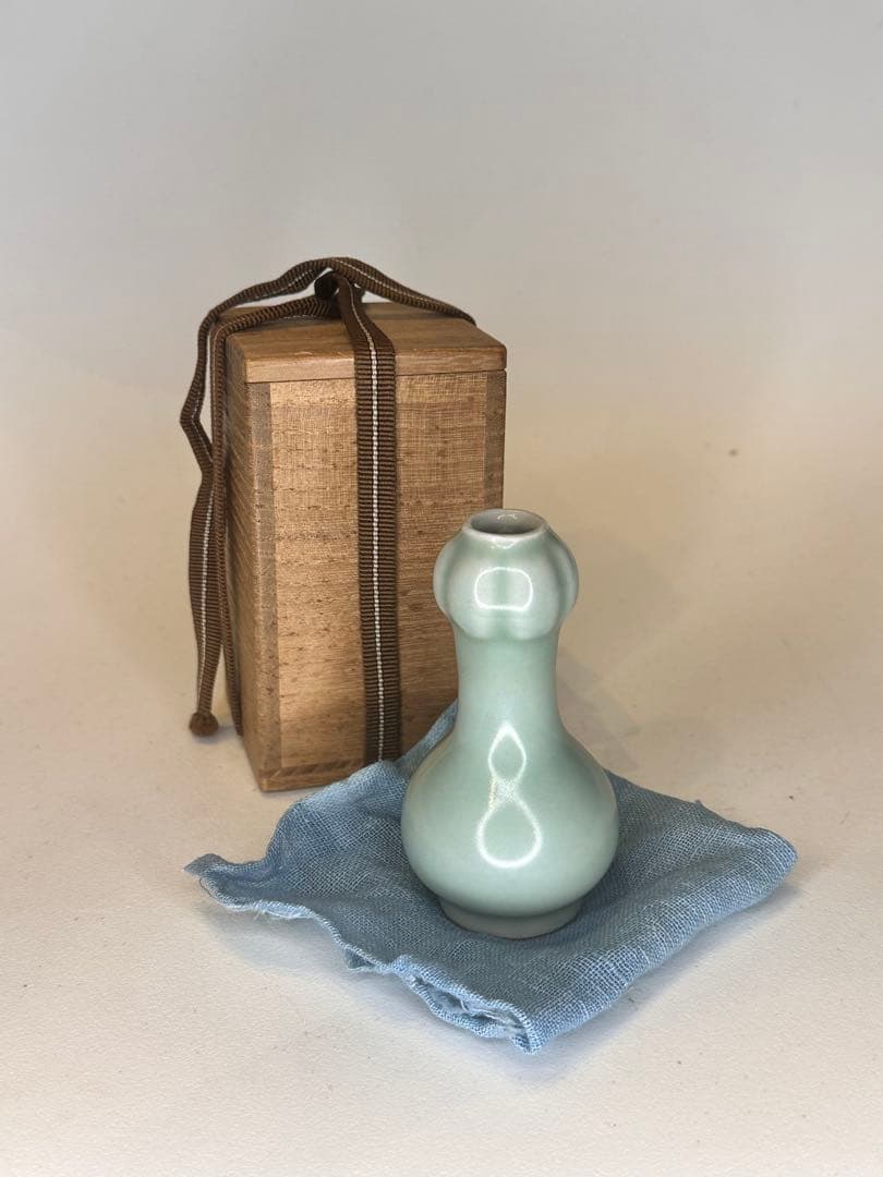 中国古美術 清時代 青磁 小花瓶 赏瓶 共箱付