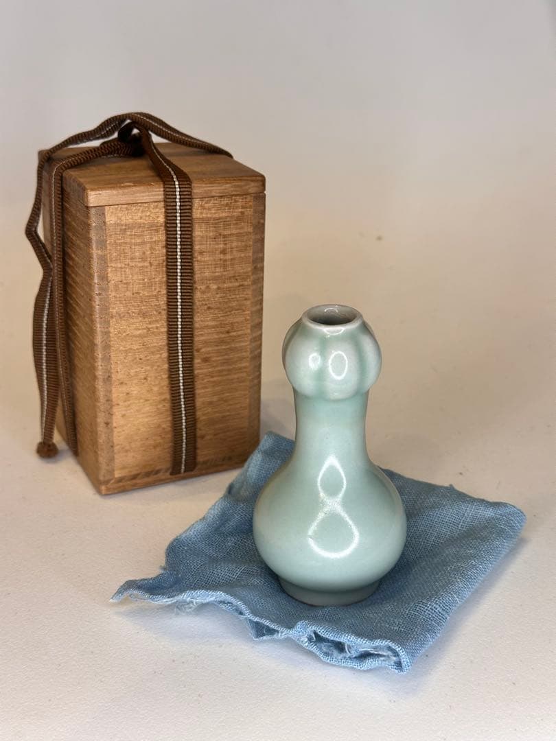 中国古美術 清時代 青磁 小花瓶 赏瓶 共箱付