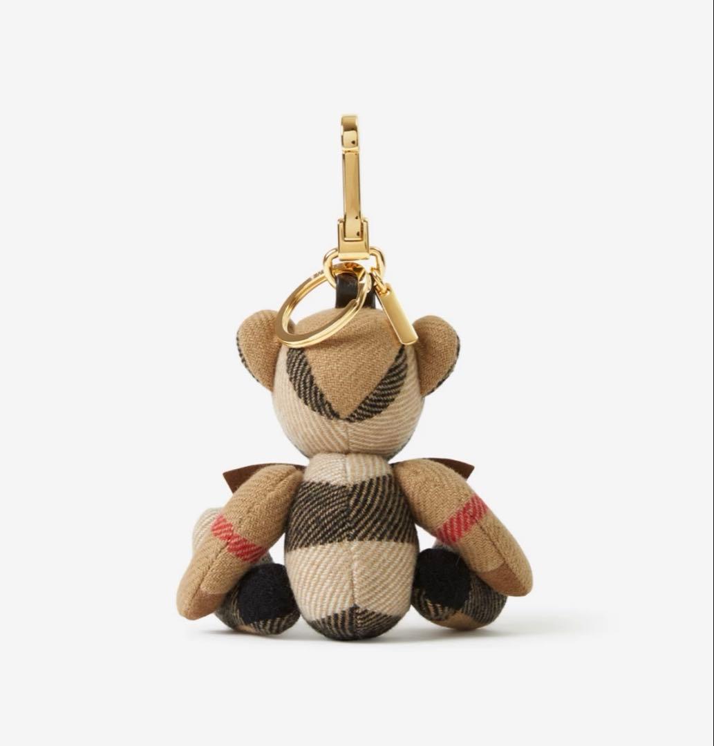 バーバリー　トーマスベア チャーム