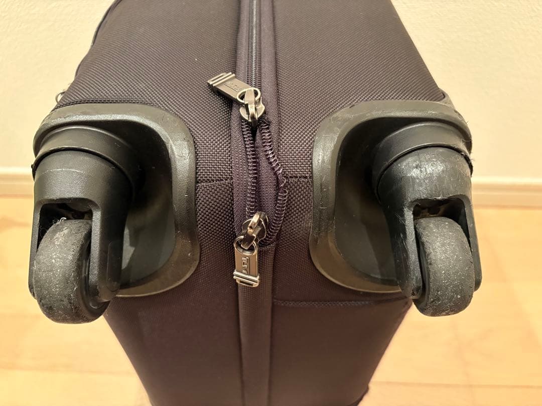 【たかぼーい】TUMI トゥミ 4輪キャリーバッグ 223004D4