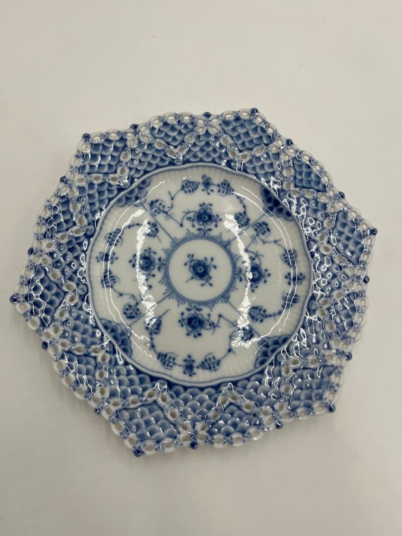 ロイヤルコペンハーゲン ダブルレース ヘキサゴナプレート 636