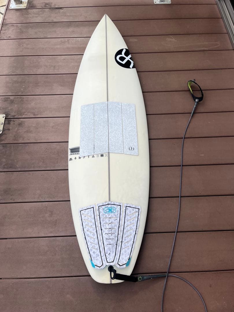 JS サーフボード MONSTA BOX 2020 5'8 26.3L