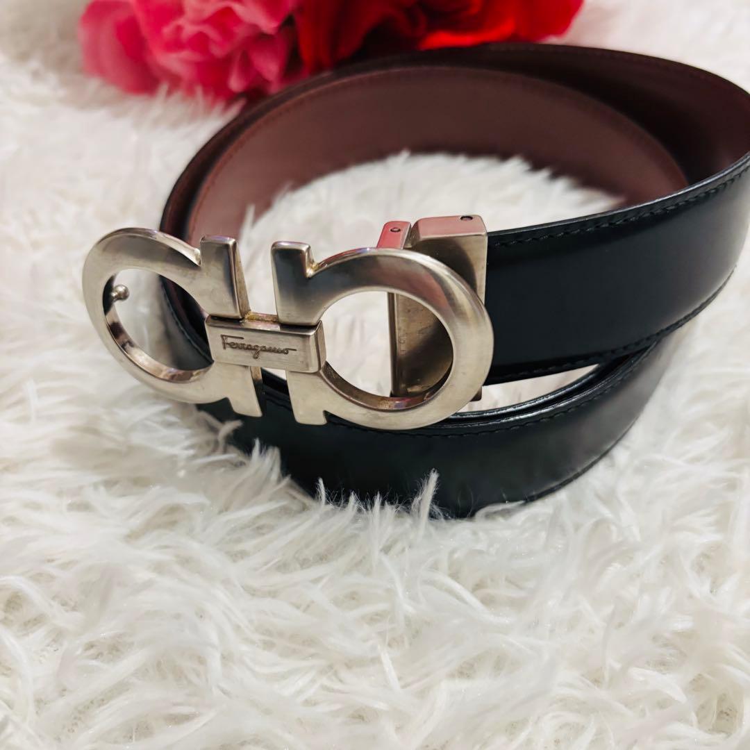 美品✨フェラガモ　ベルト　ブラック