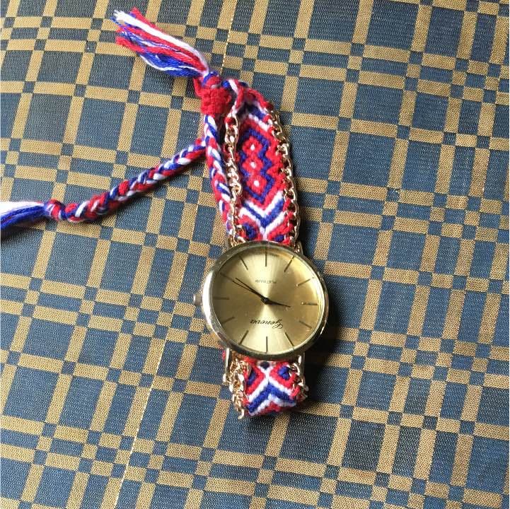 ミサンガウォッチ