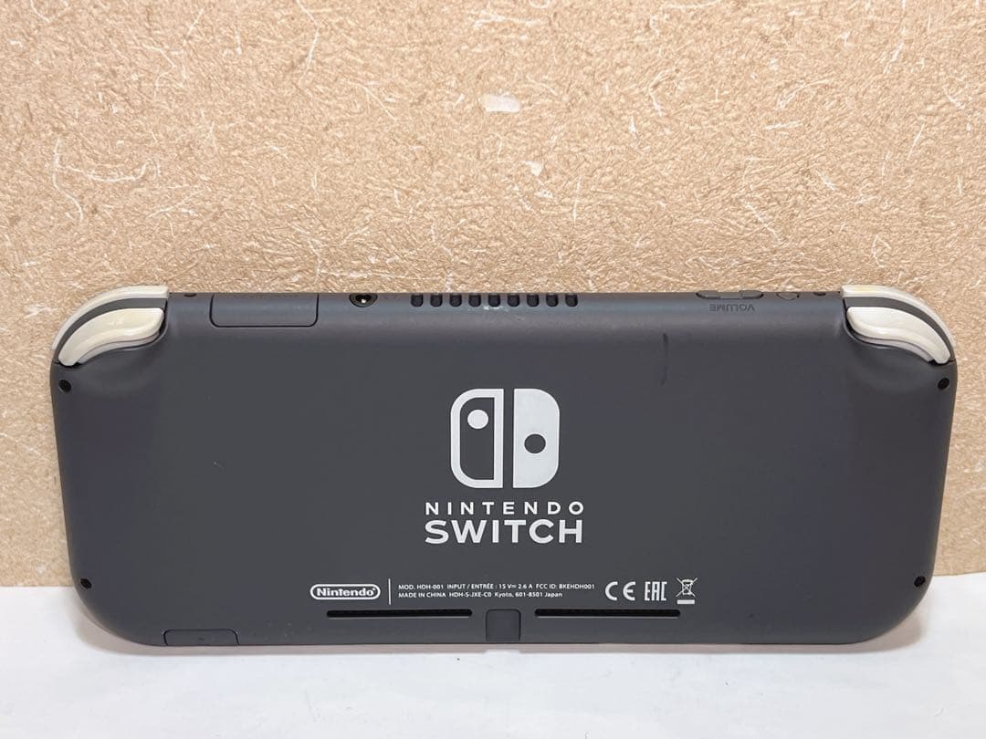 Nintendo Switch Lite HDH-001 携帯型ゲーム機