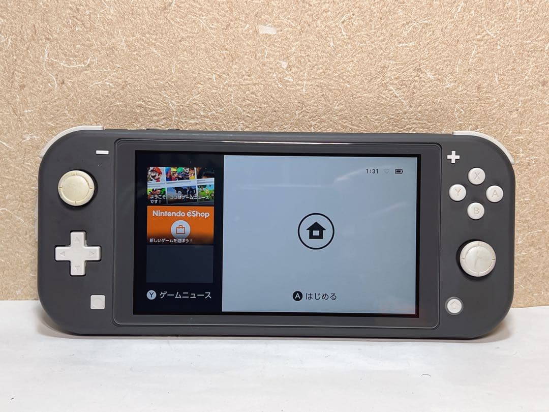 Nintendo Switch Lite HDH-001 携帯型ゲーム機