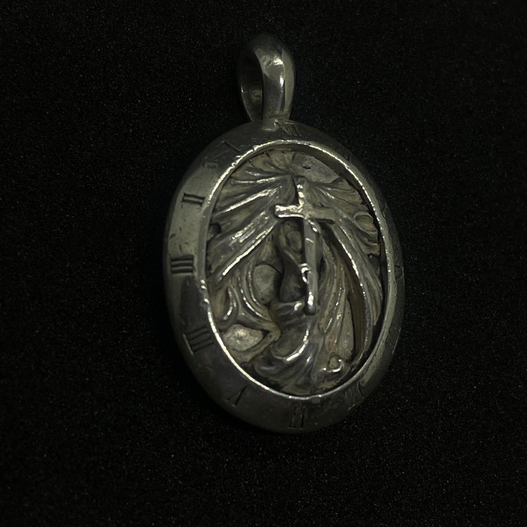 Froid Tiedeur ペンダントトップ　ネックレス　　チャーム　牢獄