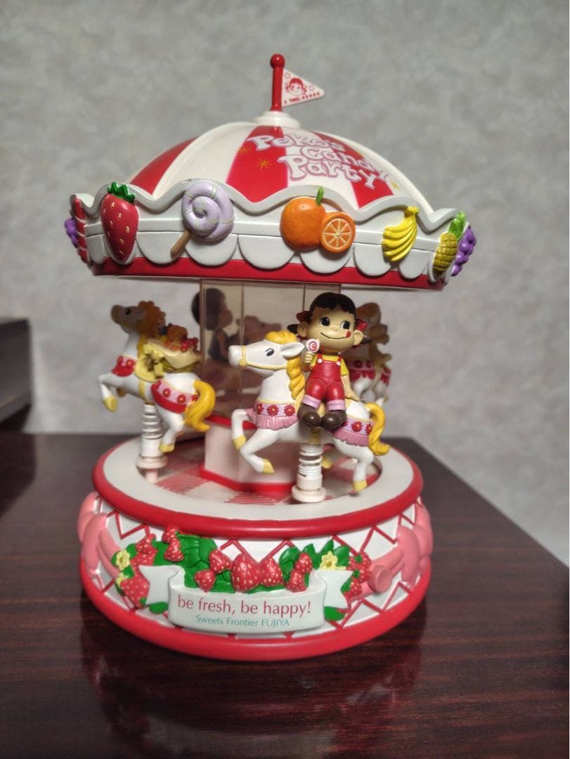 ぺこちゃん　メリーゴーランド型オルゴール　非売品