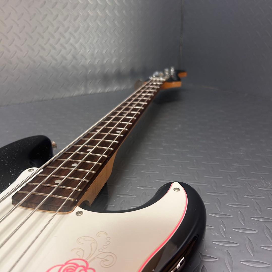 【美品】GYPSY ROSE プレシジョンベース 本格女性向け設計 山田リョウ