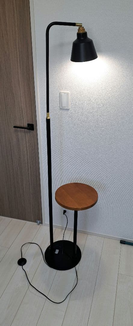 gram eight フロアライト 1灯サイドテーブルライト コーニッシュ