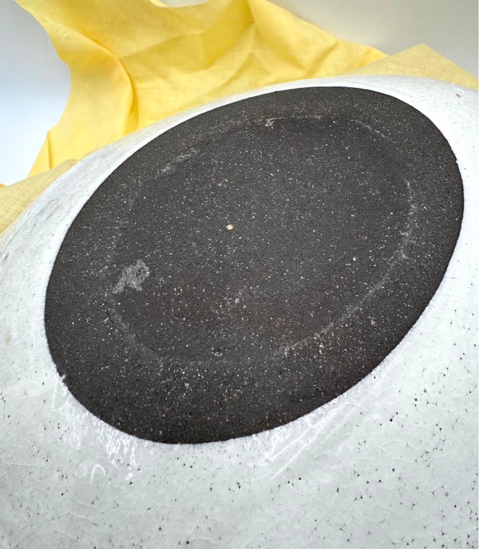 078冨本泰二　たまご型大鉢　貫入　未使用品　共箱　共布