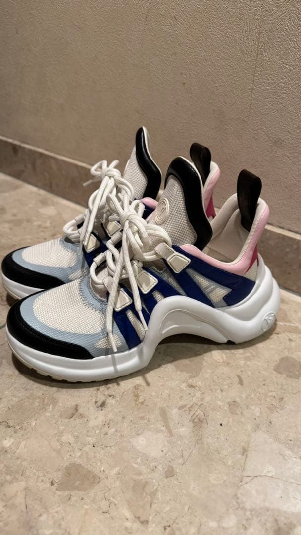 ¥36000→33000 Louis Vuitton スニーカー