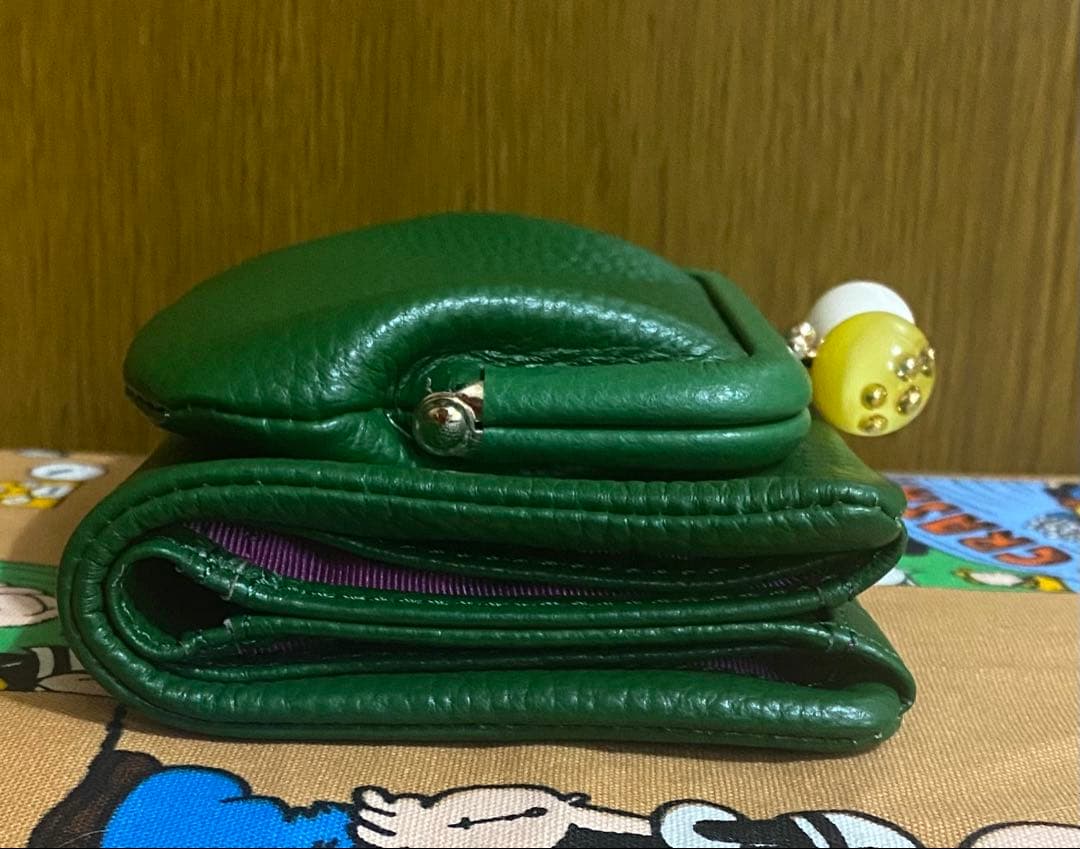 未使用ear PAPILLONNER イアパピヨネ がま口折り財布