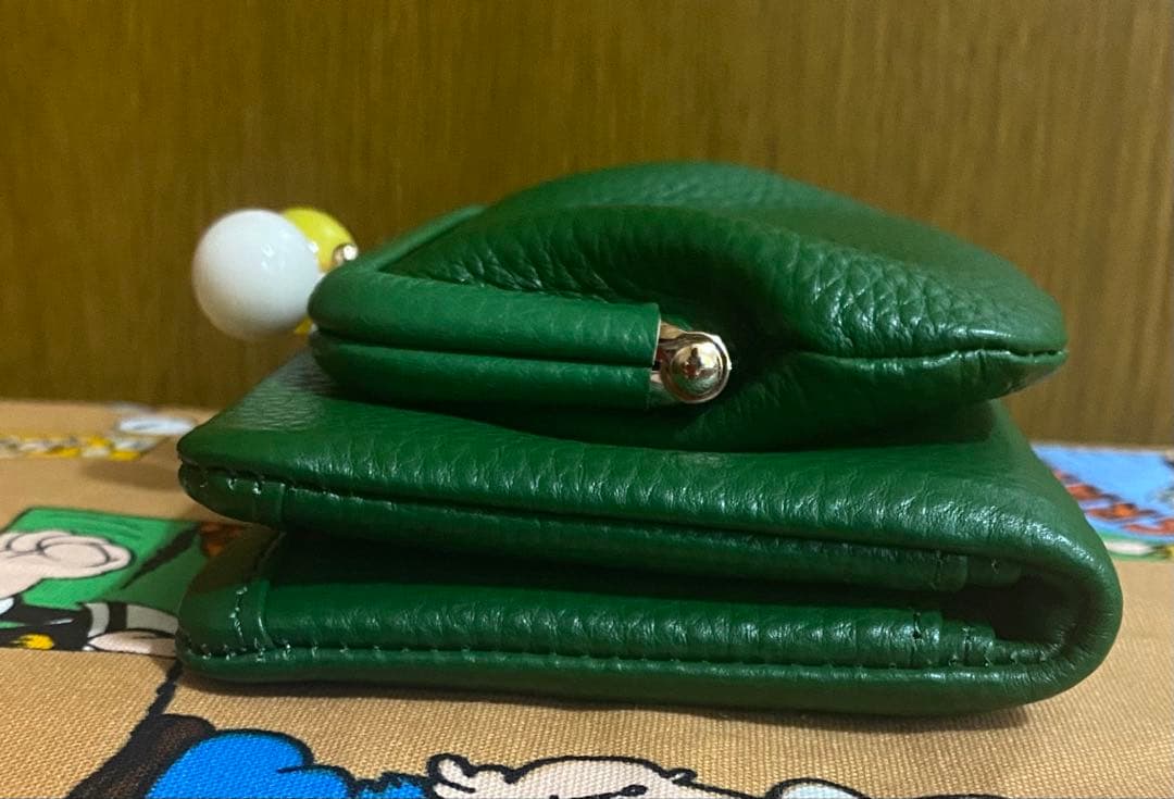 未使用ear PAPILLONNER イアパピヨネ がま口折り財布