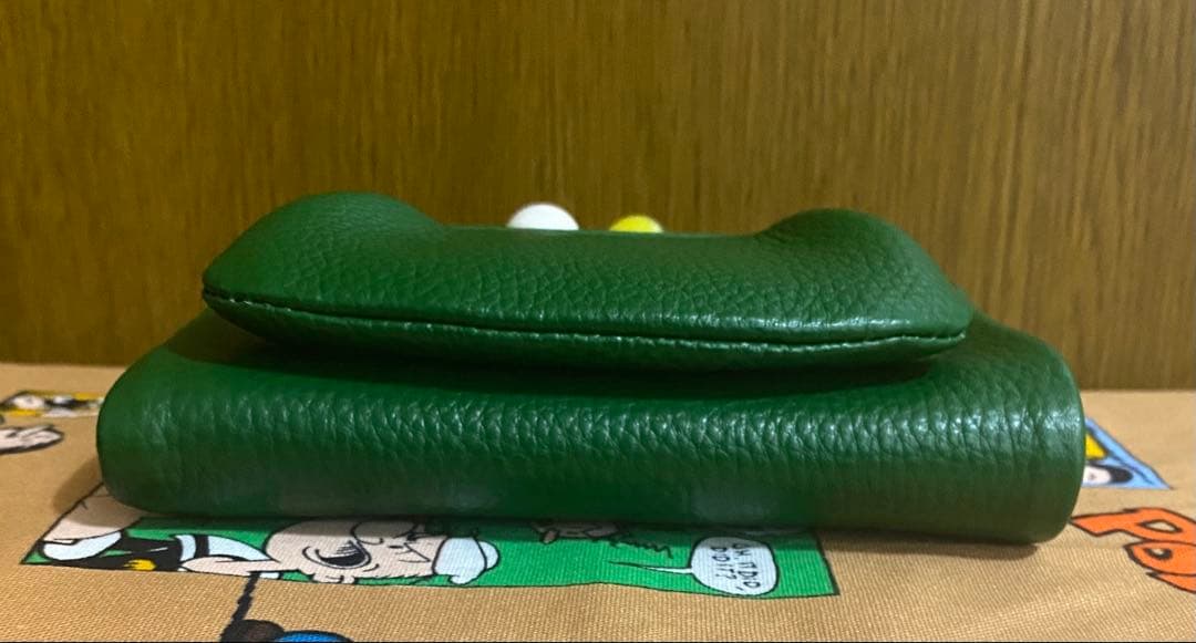 未使用ear PAPILLONNER イアパピヨネ がま口折り財布