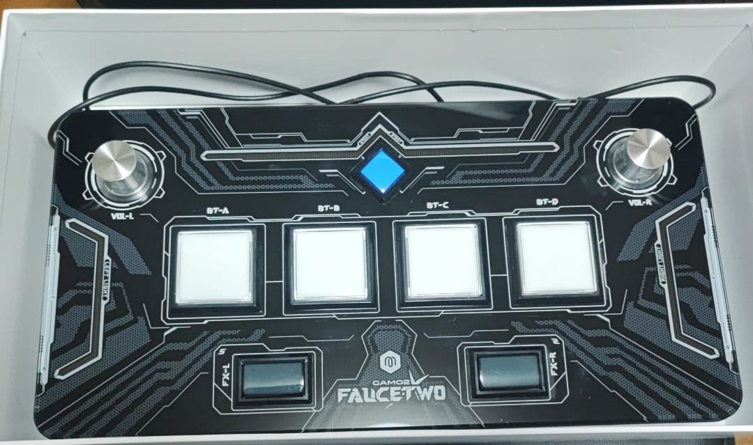 PC用ゲームコントローラー・コンバーター FAUCE TWO FAUCETWO+ EG skin 1st