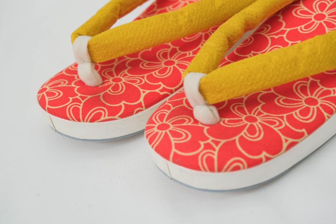 七五三七歳 着物 花柄 黒色