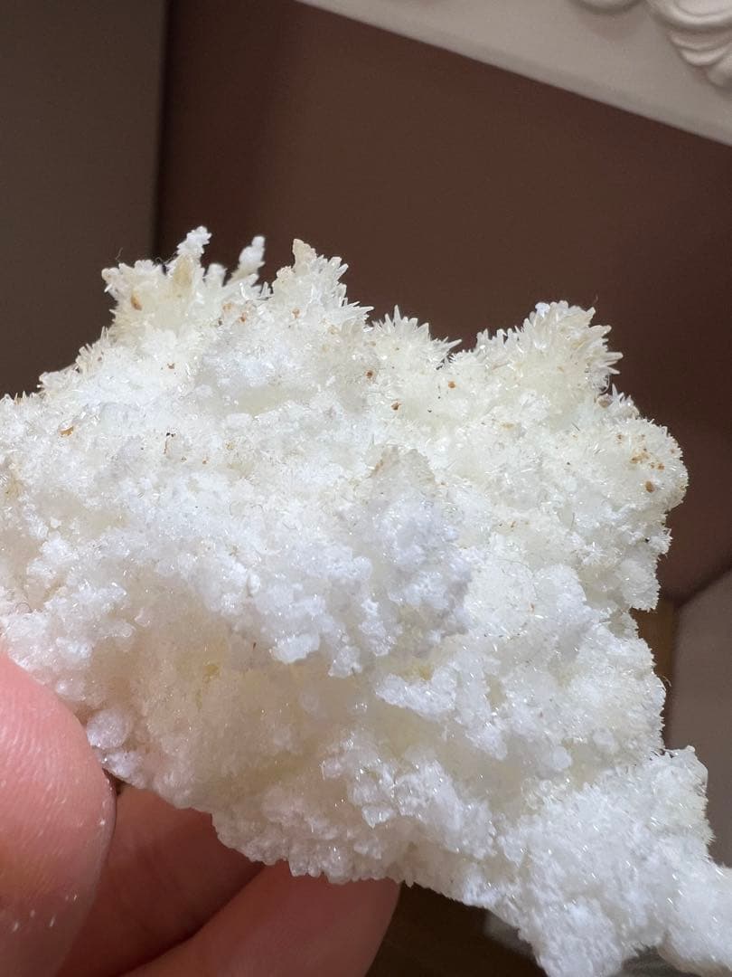 ホワイトアラゴナイト　霰石 　あられいし　水晶　自然石　鉱物標本①